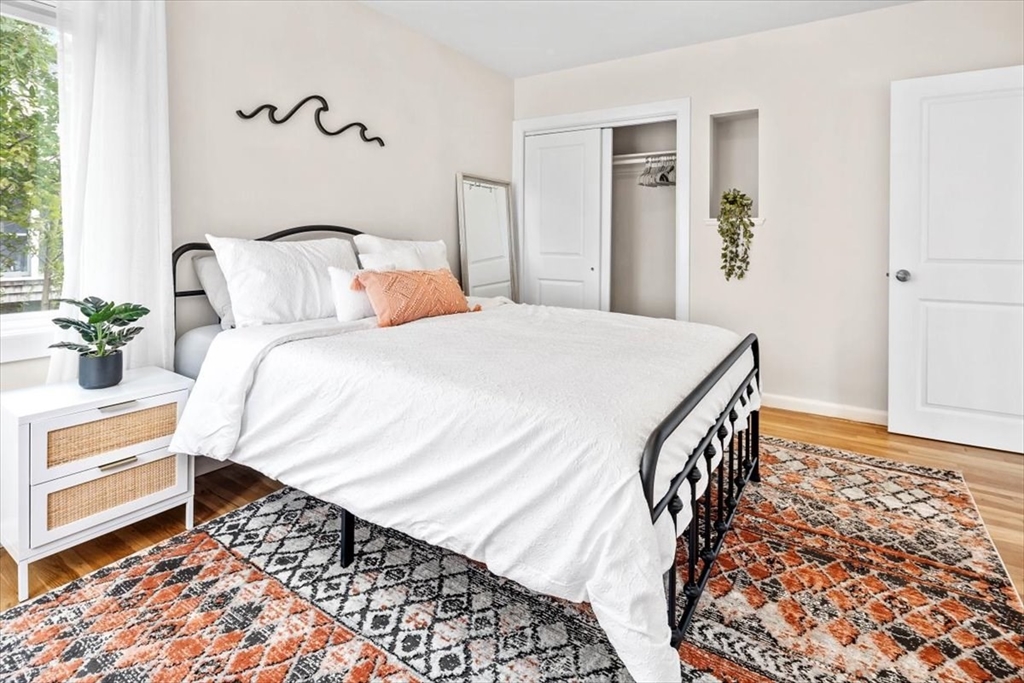 80 Central Ave Summer, Hull