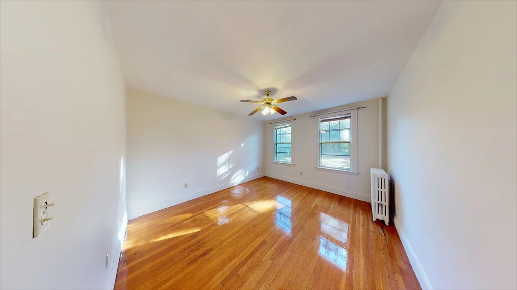 32 Sidlaw, Brighton