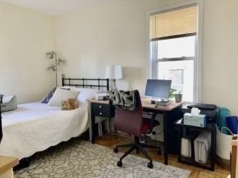 35 Calvin St, Ward Two