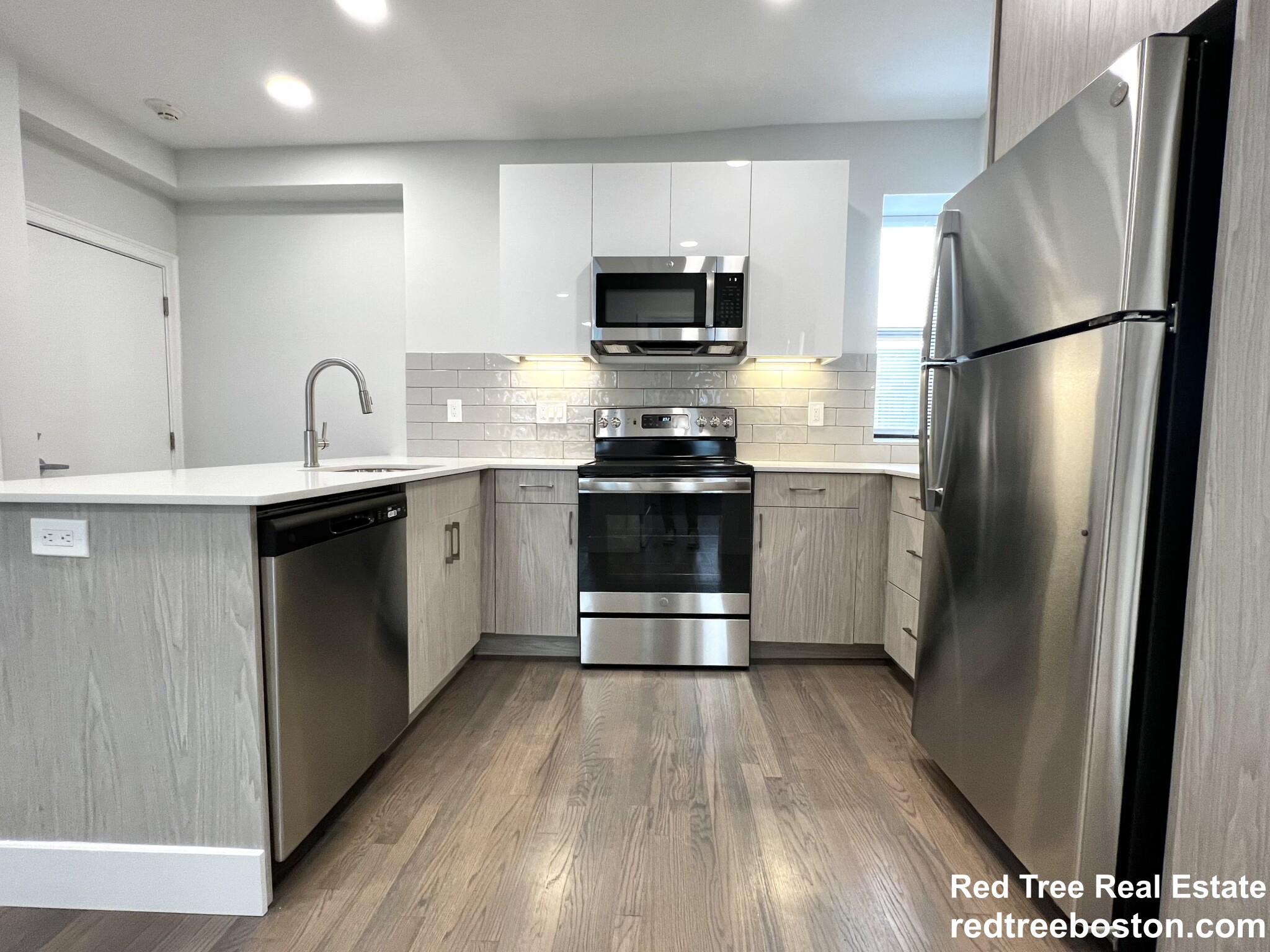 11 Peterborough St, Fenway