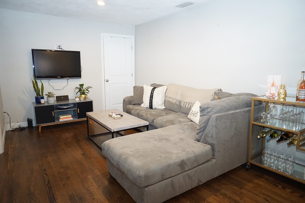 90 Prince, North End