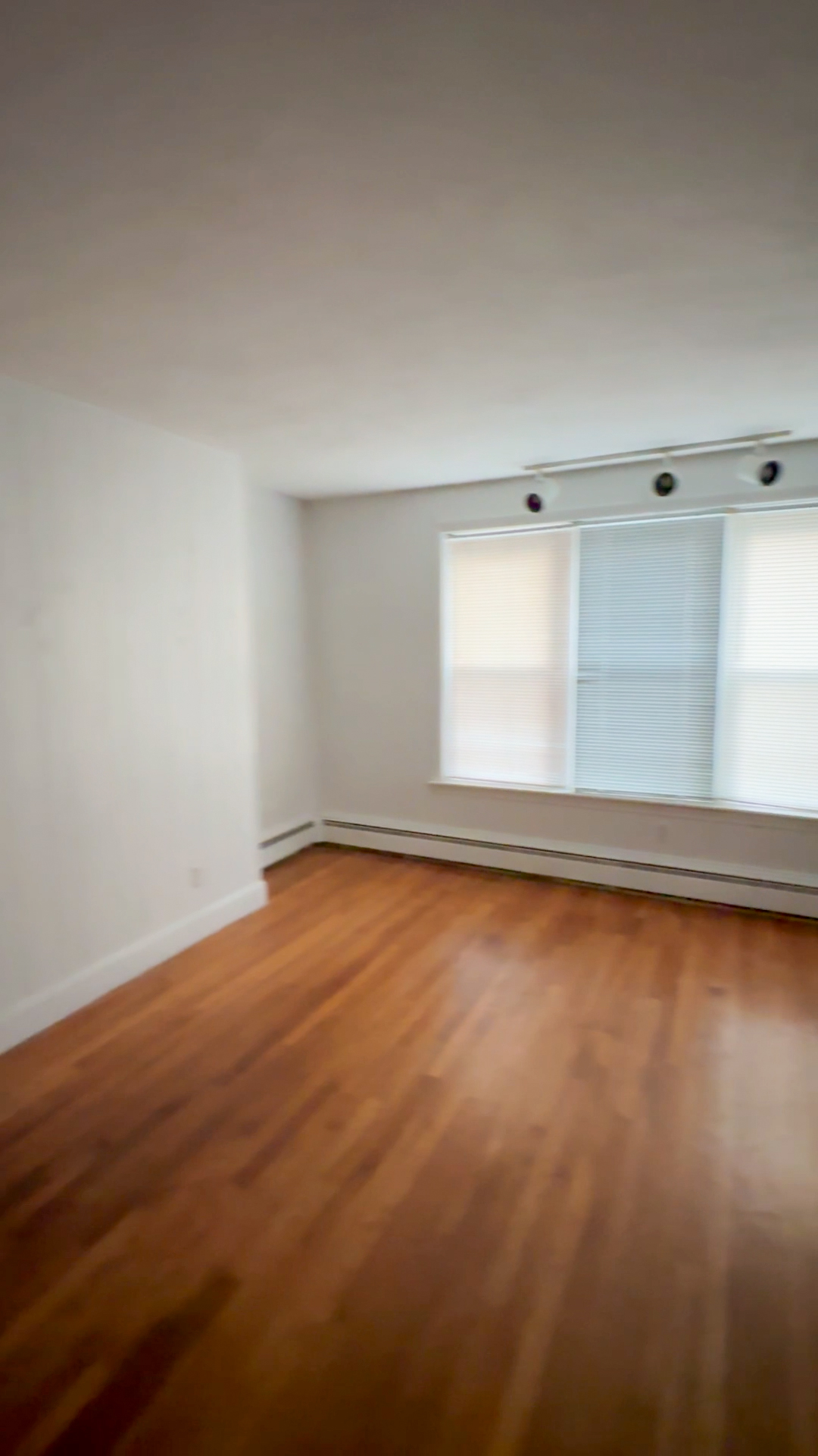 7 Aberdeen St, Fenway