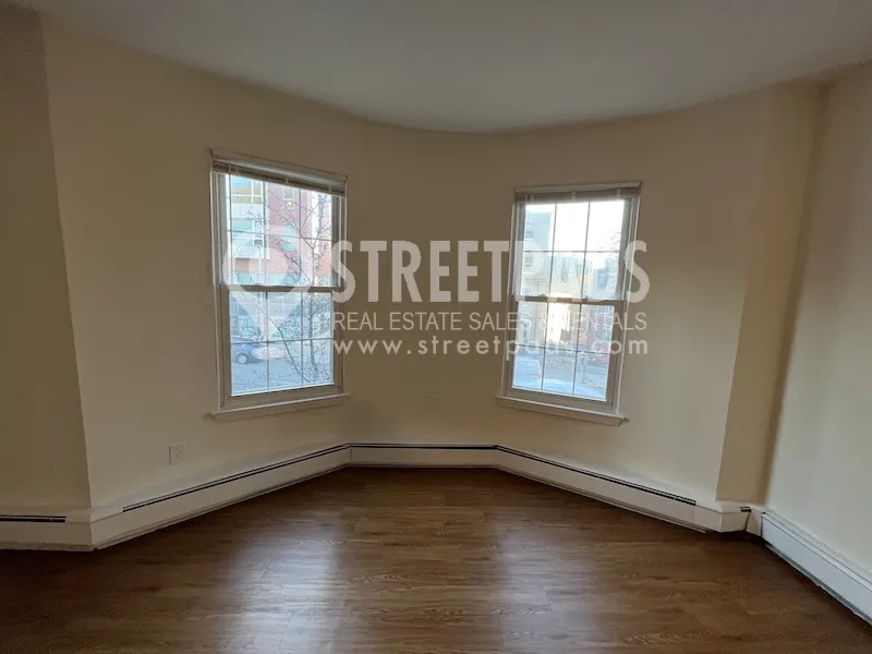 74 South Huntington Ave, Mission Hill