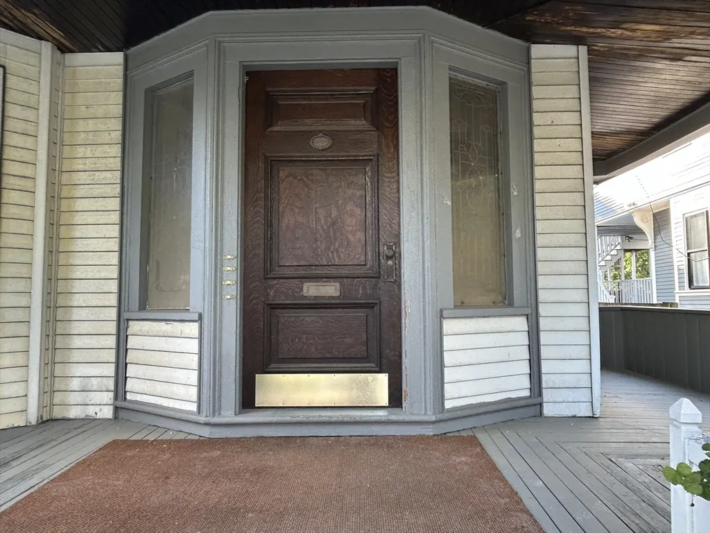 50 Dartmouth St, Winter Hill