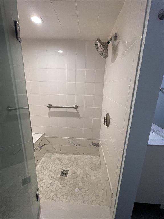 92 Green St, Charlestown