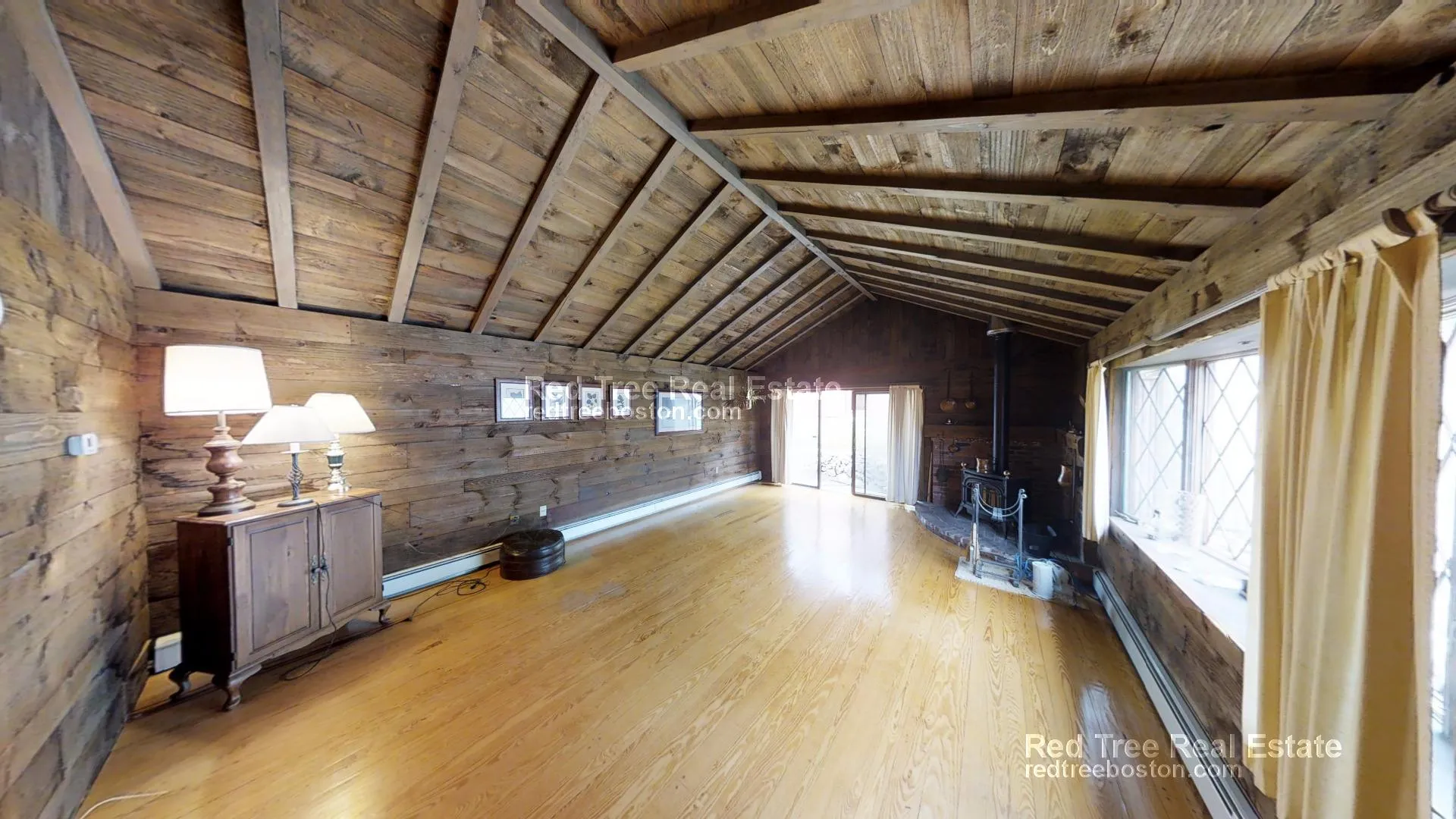 63 Johnson St, West Roxbury