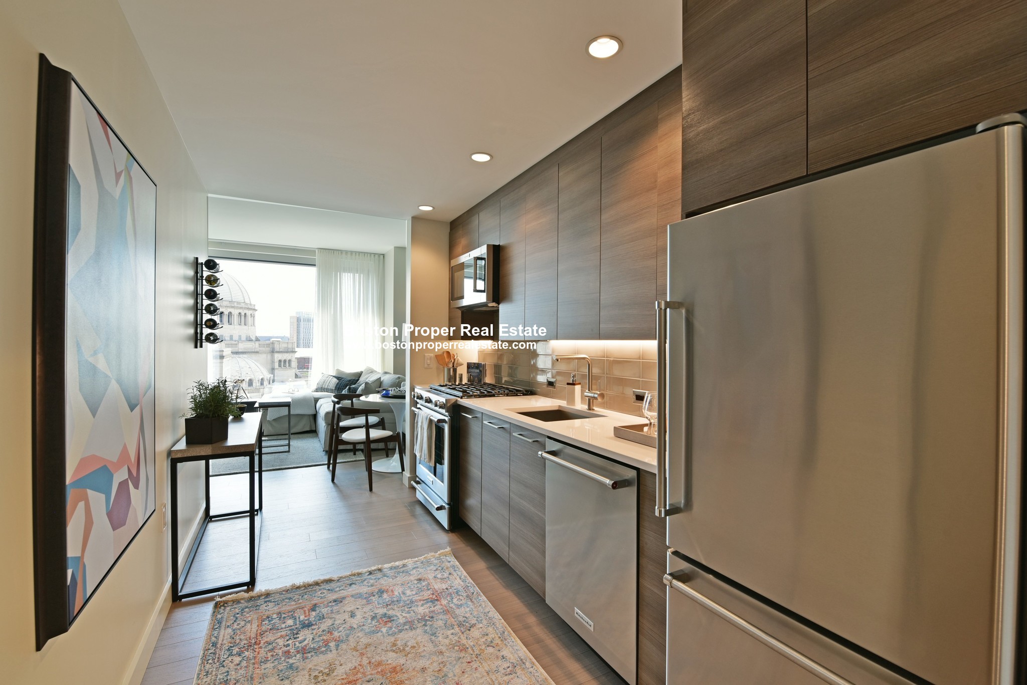 30 Dalton St, Back Bay