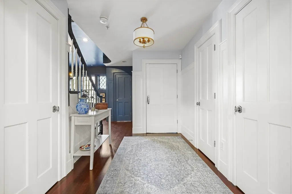 3 Mt Vernon Sq, Beacon Hill