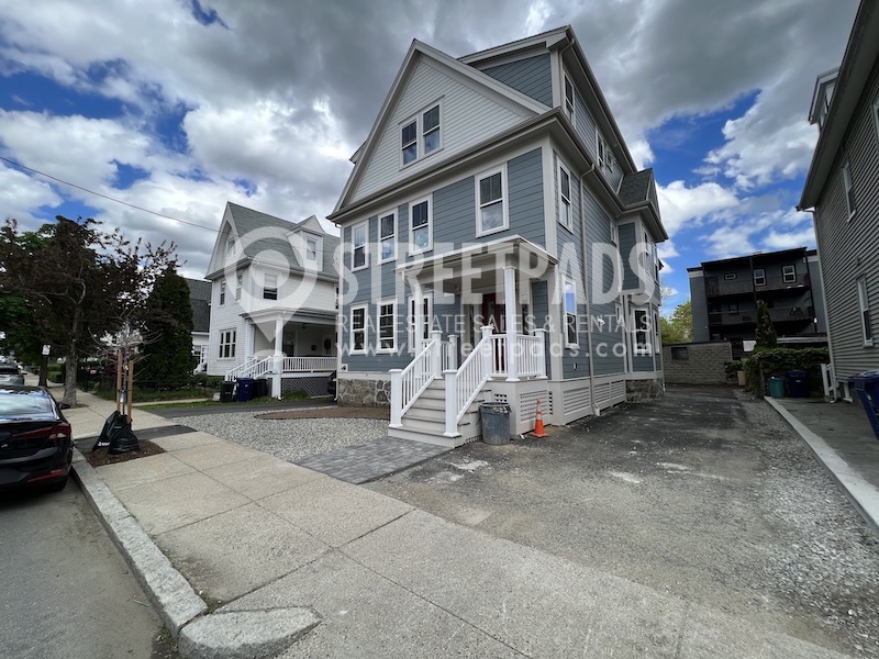 51 Fairbanks St, Brighton