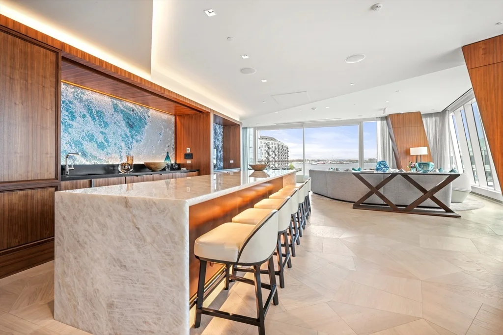 150 Seaport Blvd, Seaport District