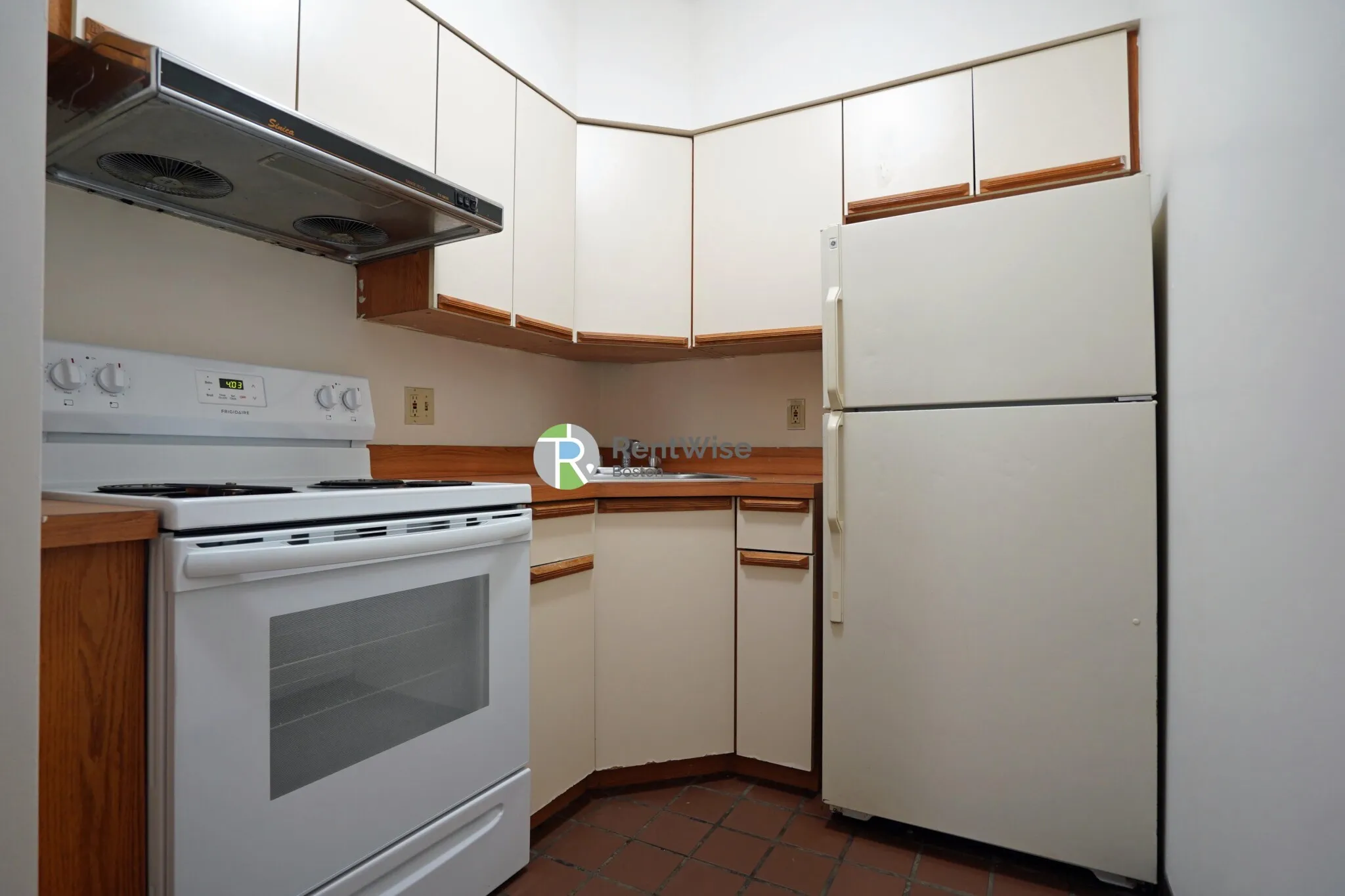 81 Essex St, Chinatown