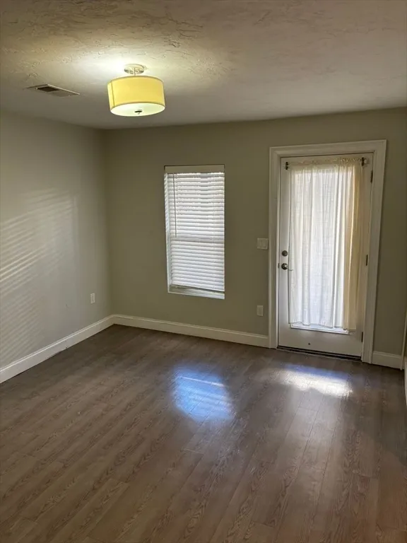 194 Maverick St, East Boston