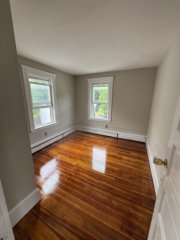 355 Jefferson Ave, Salem