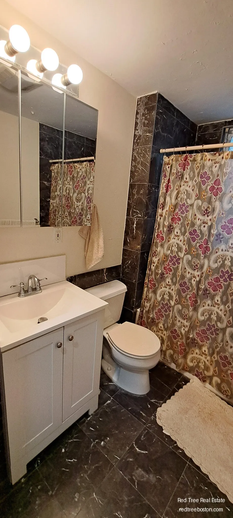 143 Hillside St, Mission Hill