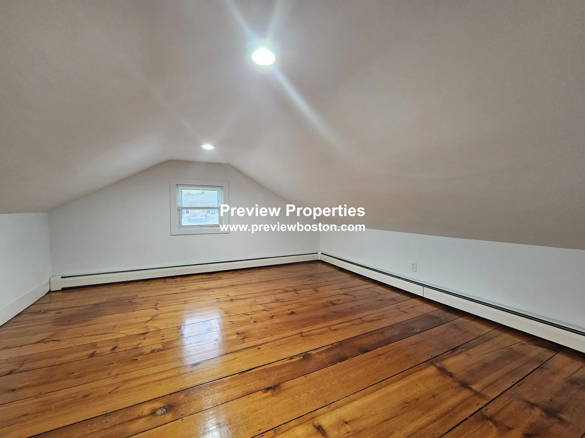 300 Faneuil St, Oak Square