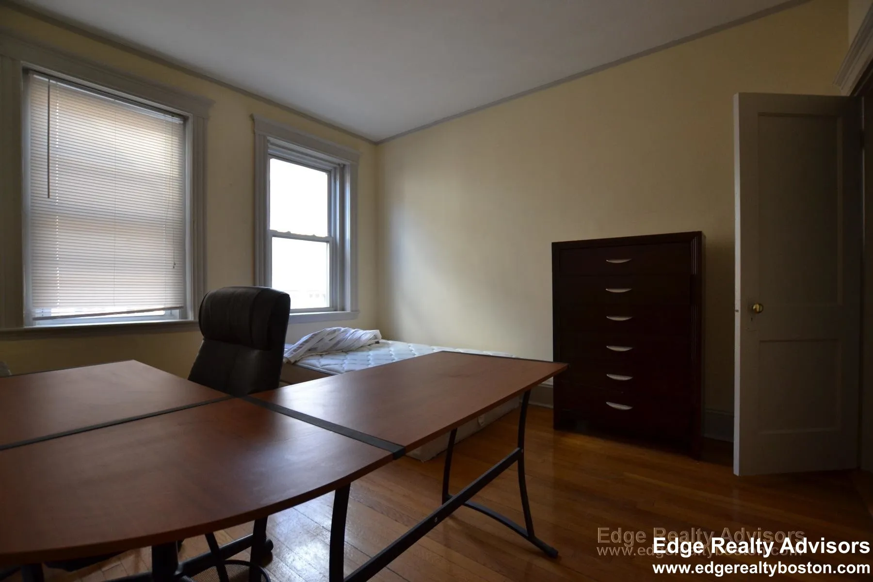 46 Orkney Rd, Brighton