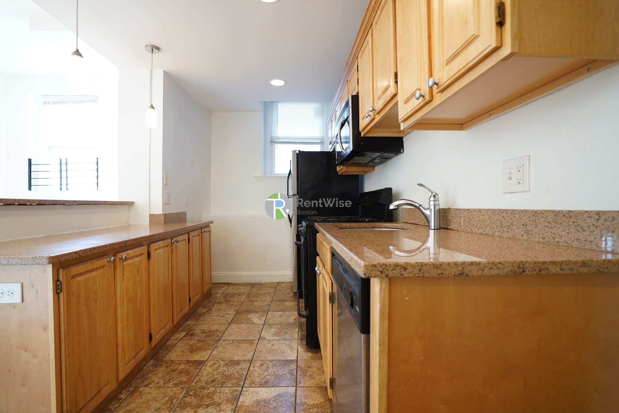 1322 Commonwealth Ave, Brighton