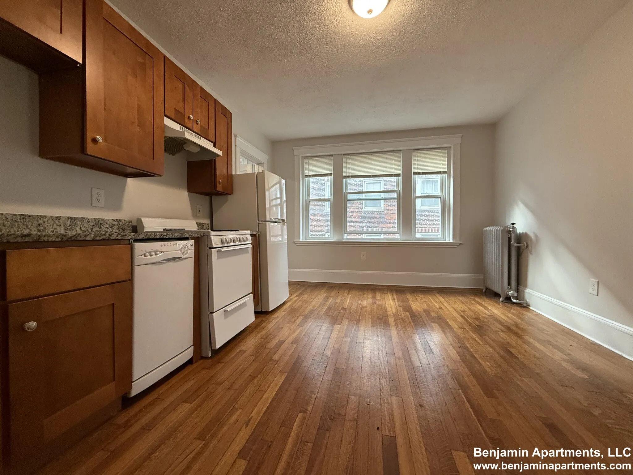 1615 Commonwealth Ave, Brighton