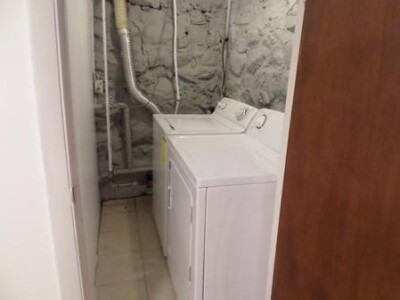 1.5 bed, 1 bath apartment for rent at 10 Derby St Unit 1, South Side — photo 11 of 12