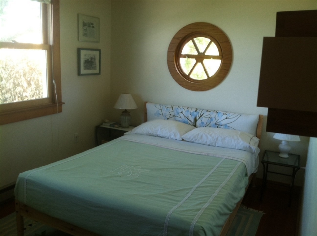 199-C Fisherville Ln, South Westport