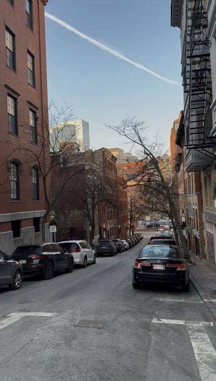 9 Anderson, Beacon Hill