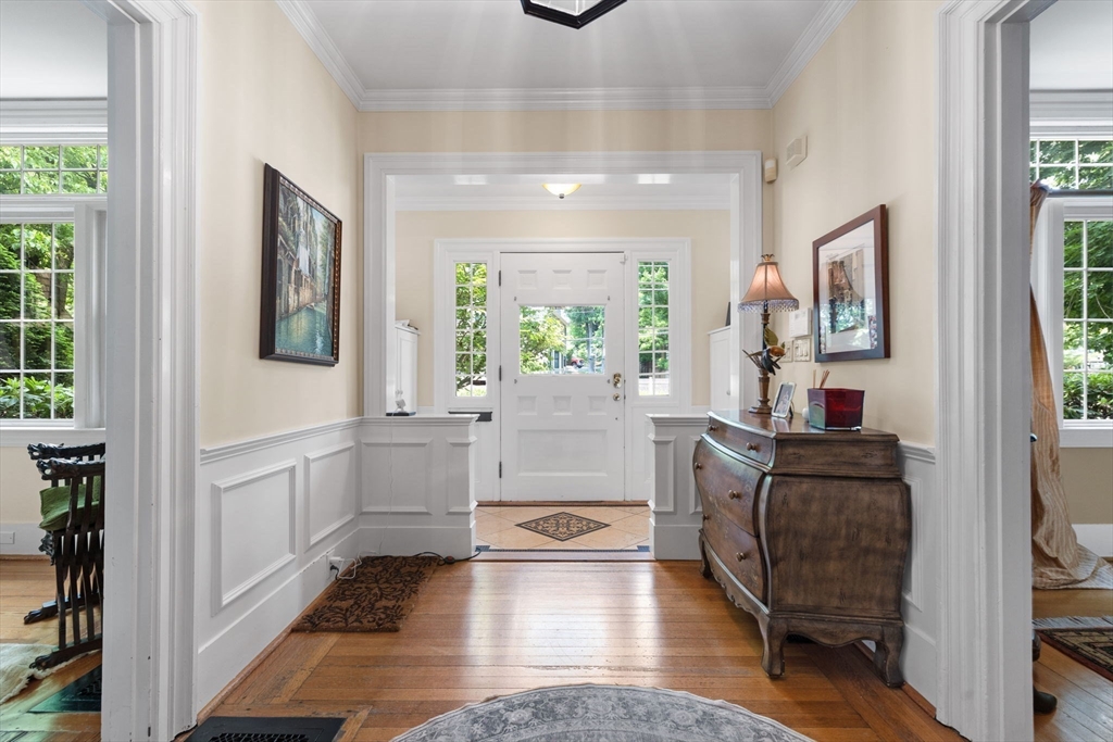 204 Homer St, Newton Center