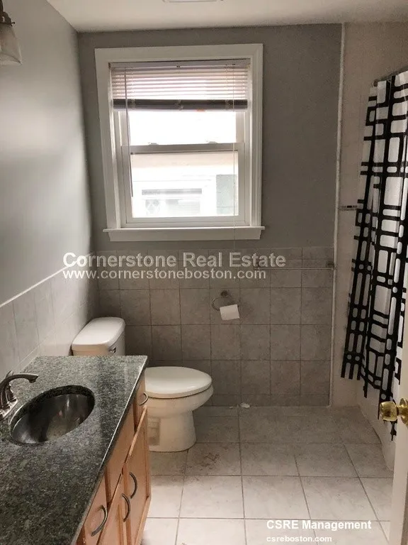 122 Calumet St, Mission Hill