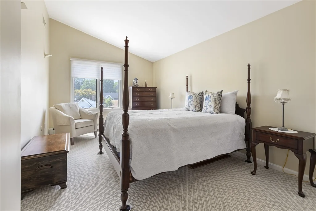 17 Gilbert St, Newton