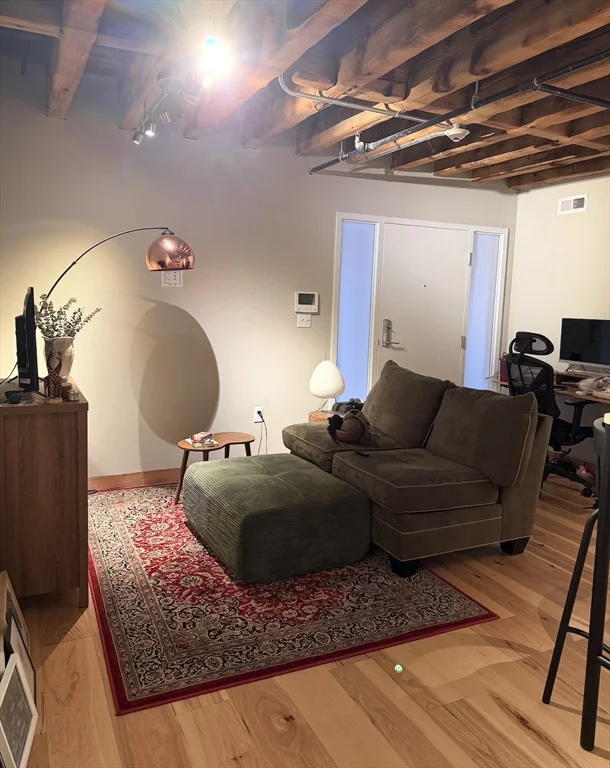 58 13th St, Charlestown