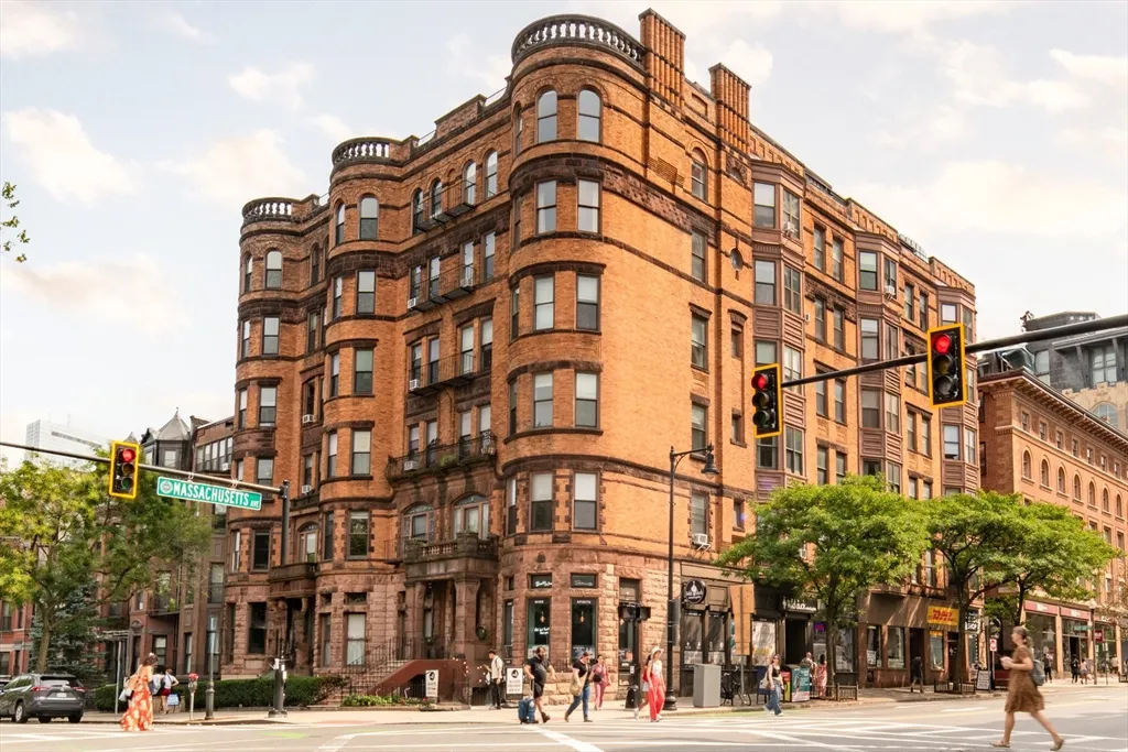 362 Commonwealth Ave, Back Bay