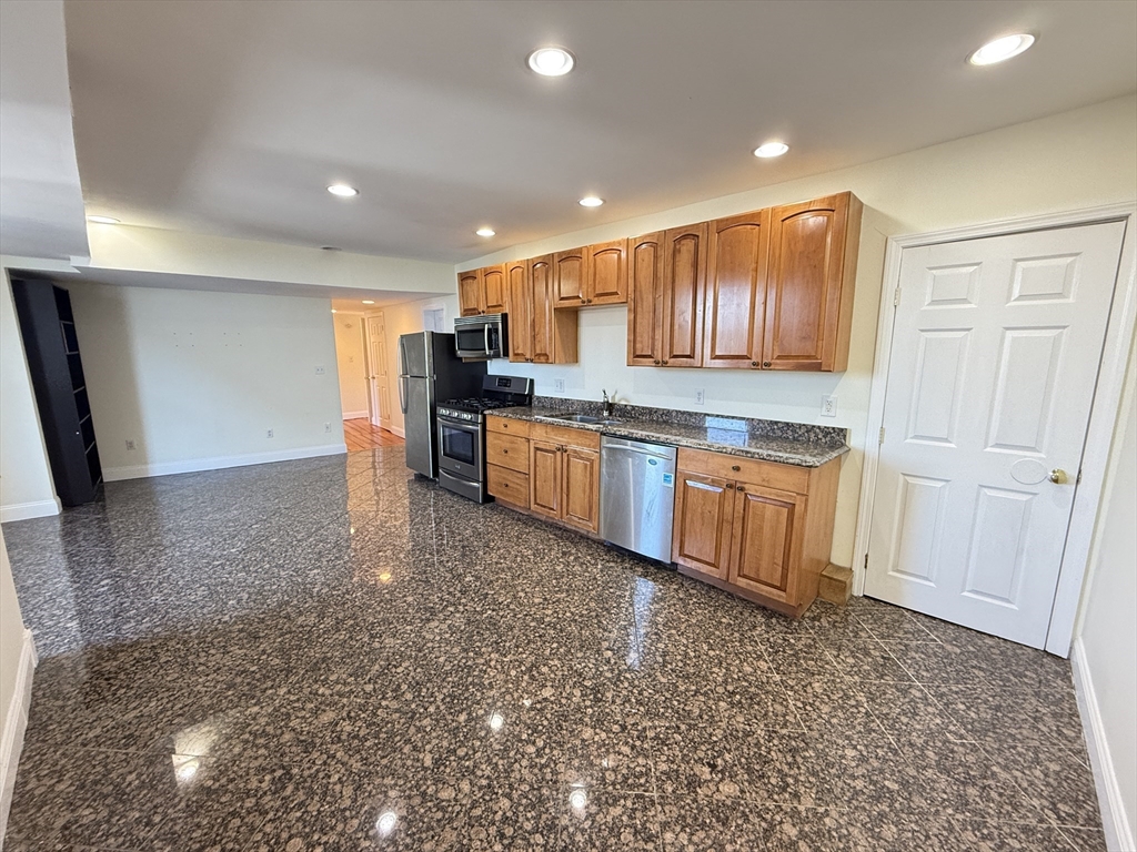 23 Forest St ,, Medford