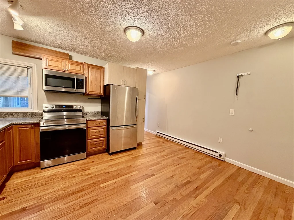 227 Everett St, East Boston