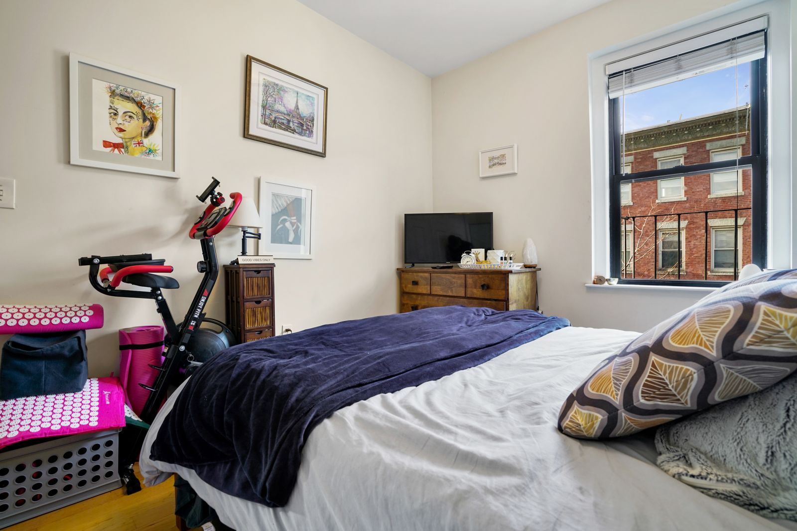 2 bed, 1 bath apartment for rent at 155 Cottage St Unit 5, East Boston — photo 10 of 11