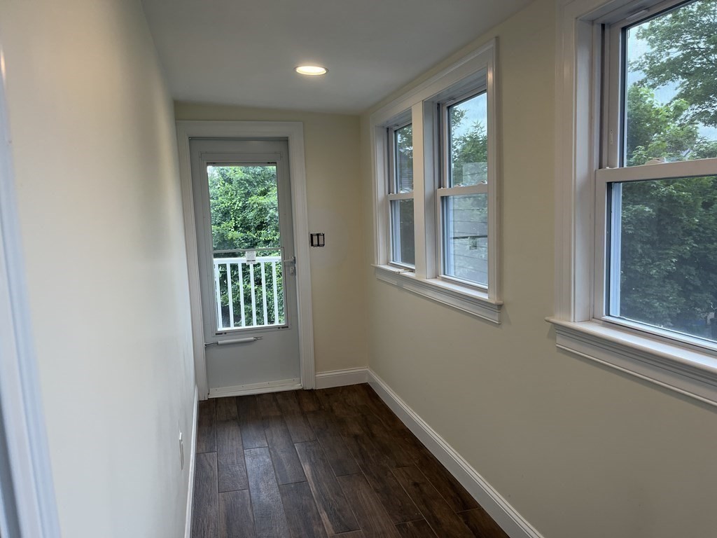 8 Lyman Ave, Medford