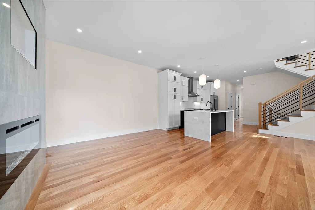 11 Jasset St, Nonantum