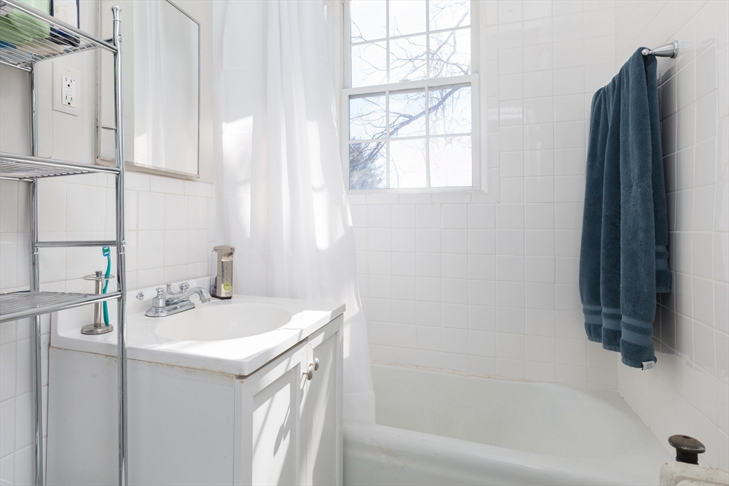 16 Chauncy St, Harvard Square