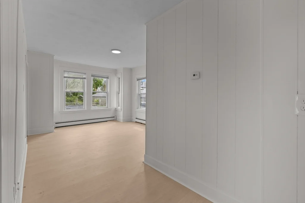 6 Coffin Avenue Ct, New Bedford