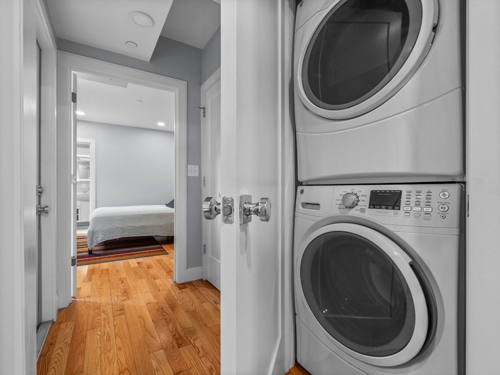 154 Lexington St, East Boston