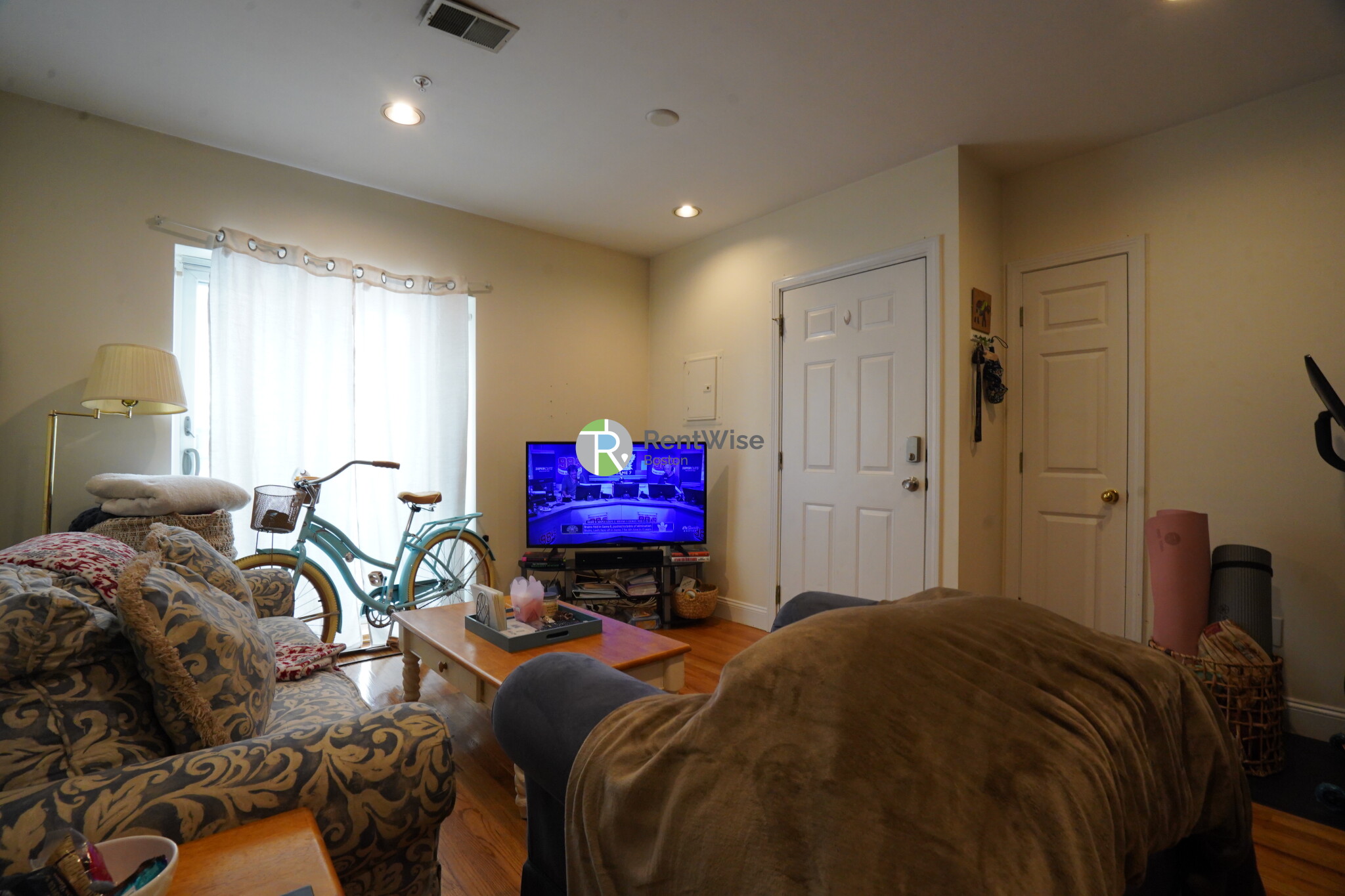 550 East 3rd St, South Boston