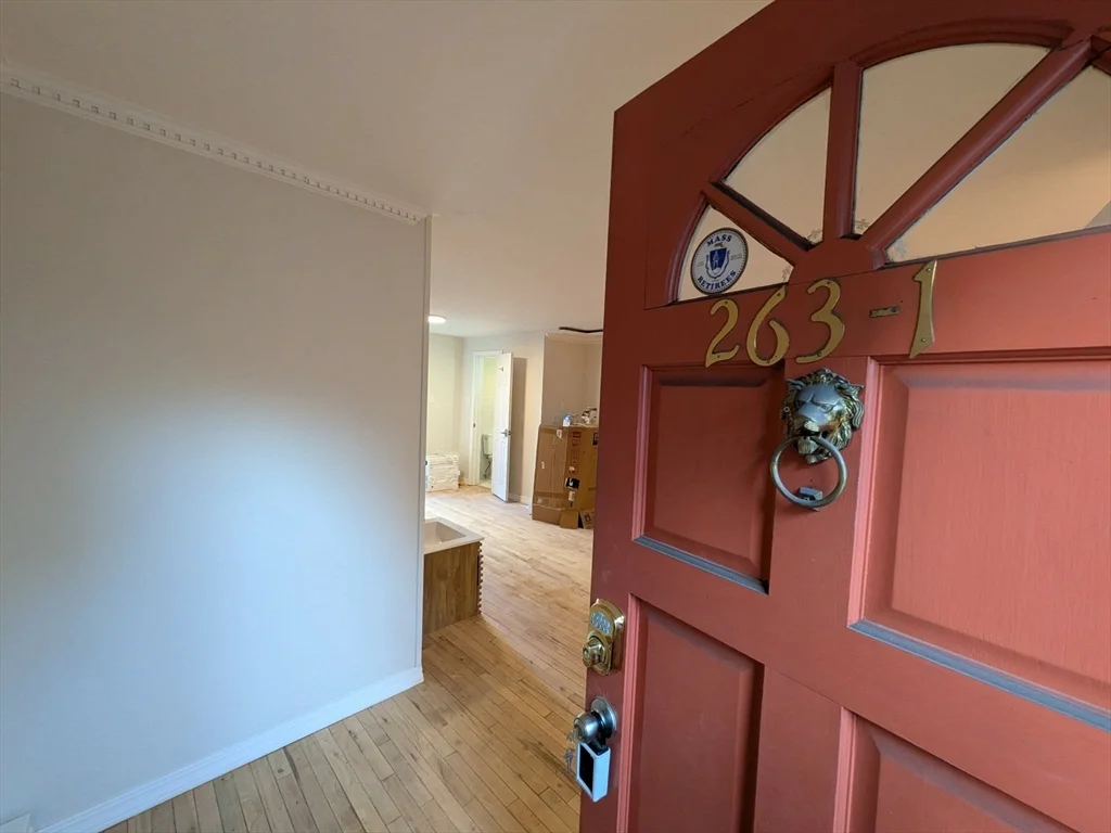 263 Highland Ave, Powder House Square