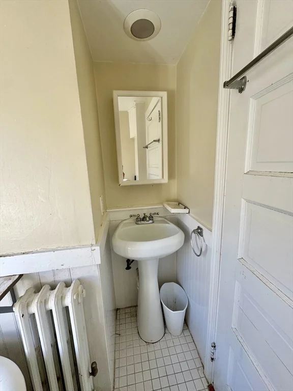 46 Standish Ave, North Plymouth