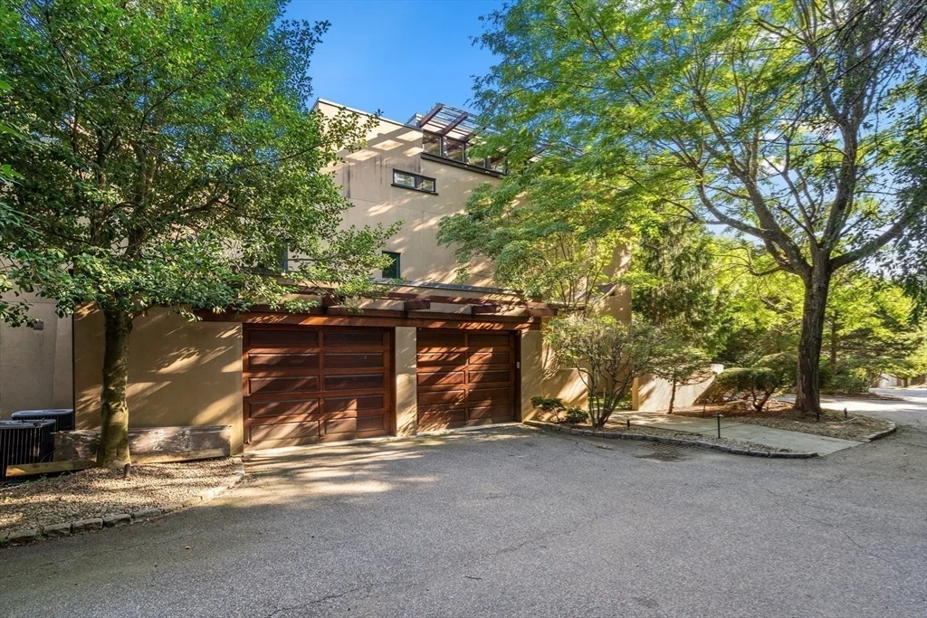 225 Kenrick St, Newton