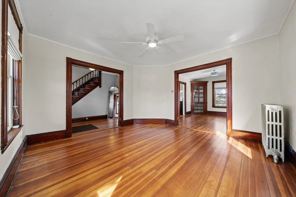 7 Sweetser Ave, Reading