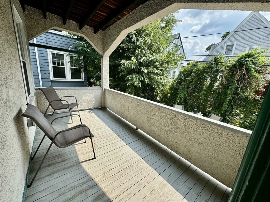 28 Boulevard Ter, Allston