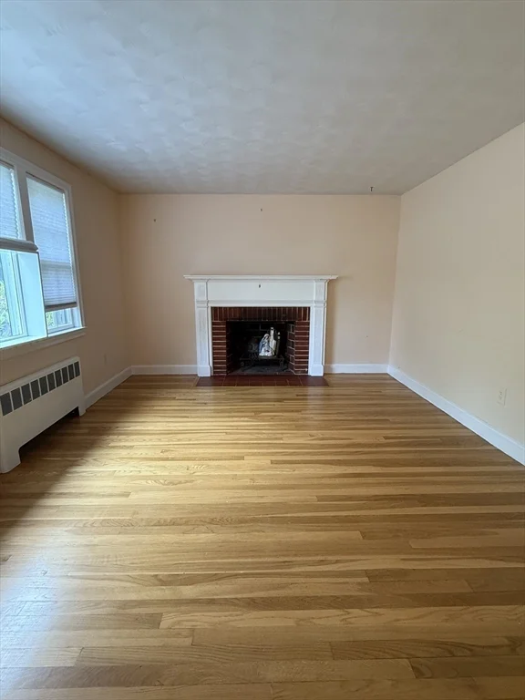 15 Swan St, West Roxbury