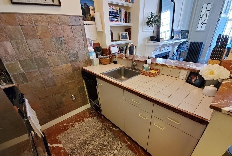 235 Beacon St, Back Bay