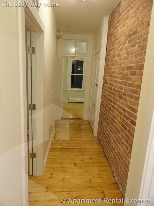 231 Norfolk St, Central Square