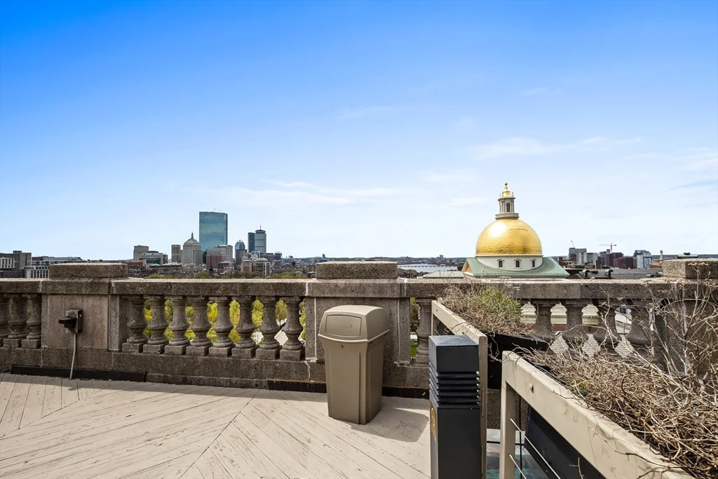 21 Beacon St, Downtown