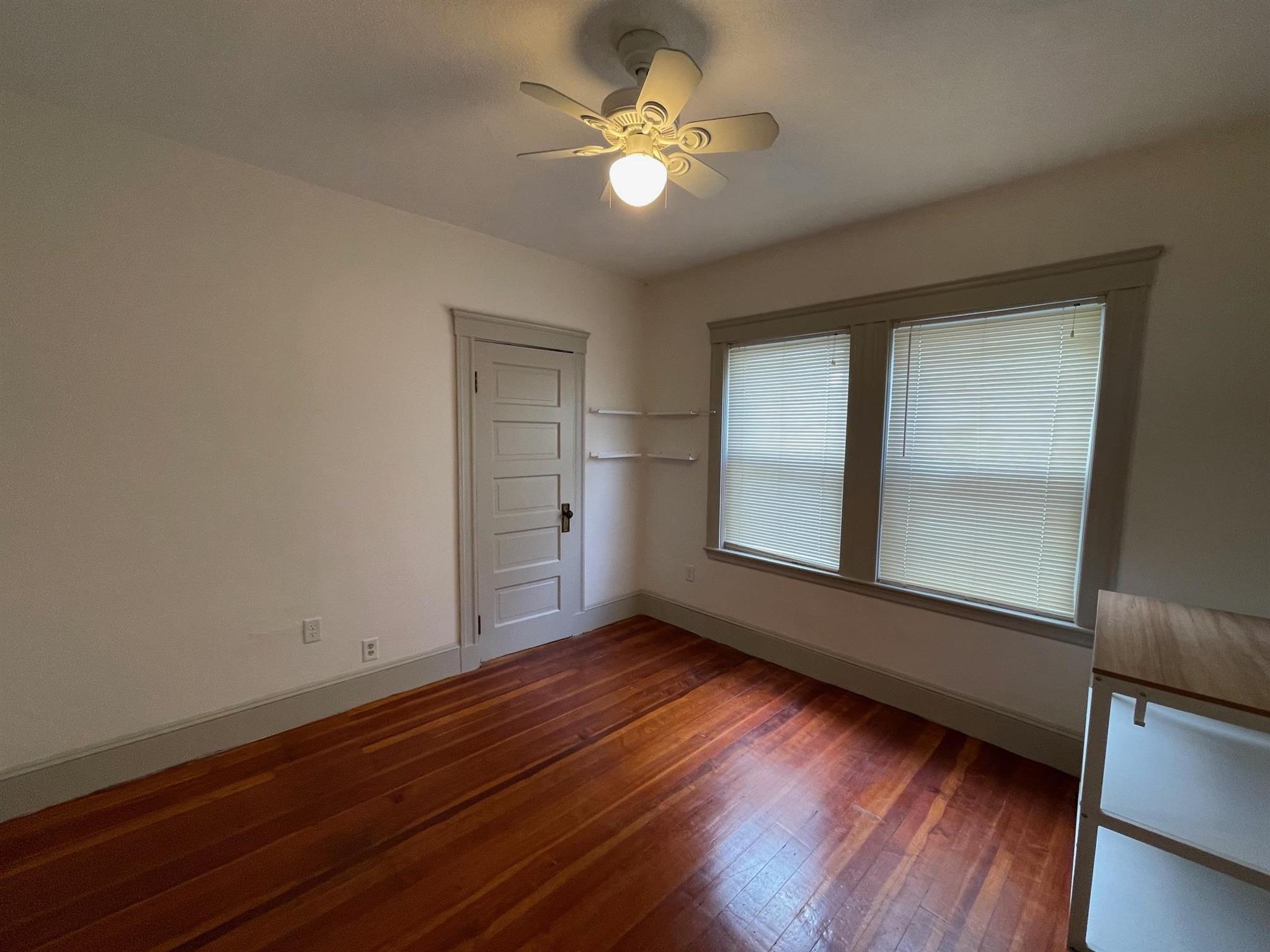 11 Benton Rd, South Medford