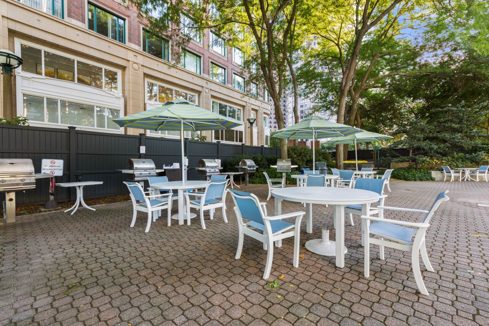 1 bed, 1 bath apartment for rent at 65 East India Row Unit 40A, Waterfront — photo 13 of 16